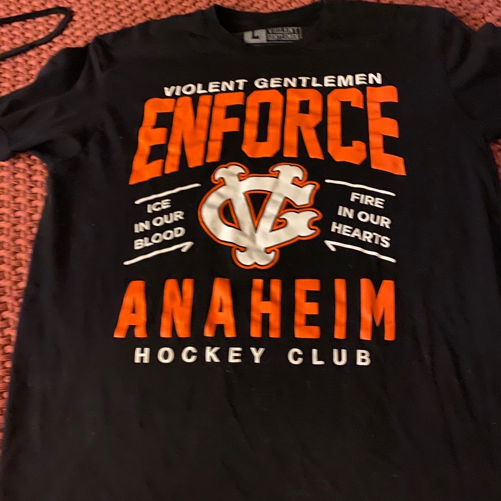 Violent gentlemen enforce Anaheim